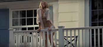 THE GIRL ON THE TRAIN Uses Your Expectations Against You (Review ...