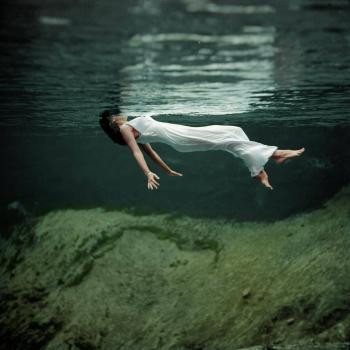 Lady In The Water' Photo By Toni Frissell Gets Colorized (PHOTO ...