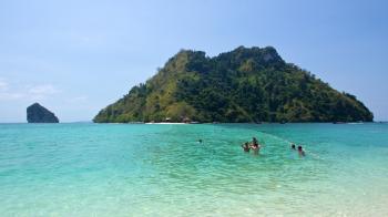 Chicken Island and Tub Island in Krabi – a day trip | Travel blog ...