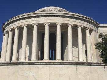 WTOP | Lasers vs. grime: Park service says treatment wiped out ...