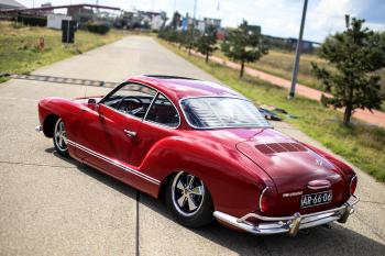 Red Volkswagen Karmann Ghia 1967 - By Aircooled Junkies - YouTube