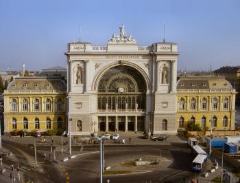 File:Budapest East Station 1.jpg - Wikimedia Commons
