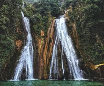 File:Kempty fall , Mussoorie.jpg - Wikimedia Commons