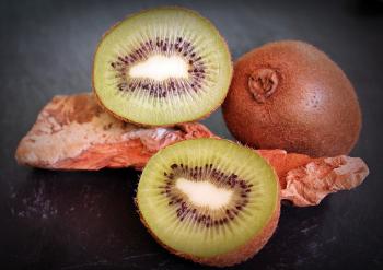 Kiwi Closeup