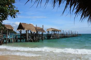 Boat dock on the island of Koh Samet, Thailand wallpapers and images ...