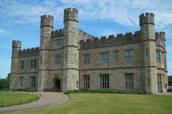 Leeds Castle (Kent) | South East | Castles, Forts and Battles