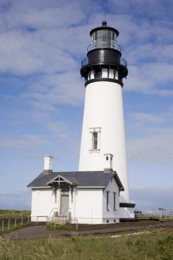Yaquina Head Lighthouse | Oregon Coast Arts