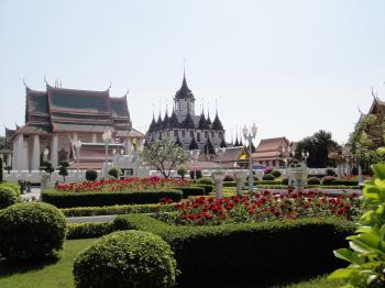 Loha Prasat- the Metal Castle | Farang ( ฝรั่ง) In Bangkok