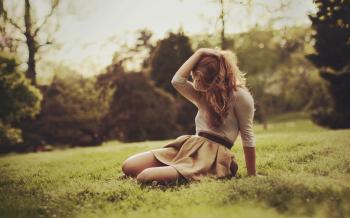 Cute Lonely Girl Wallpapers - HD Wallpapers