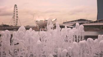 SINGAPORE, 07 JAN 2011: fountain at Marina bay in Singapore. In 2015 ...