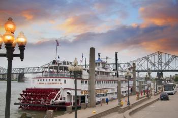 Life On the Water in Louisville, KY