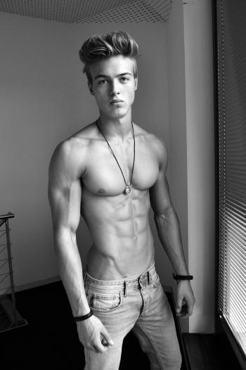 Résultat de recherche d'images pour "male model" | opio | Pinterest ...