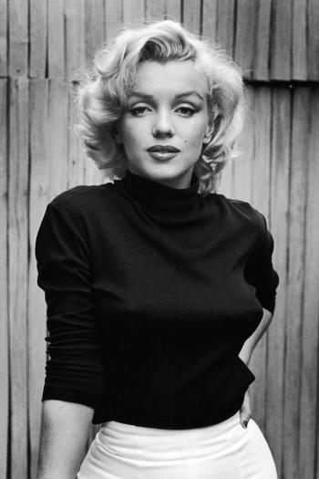 Happy Birthday, Marilyn Monroe! | Harpers bazaar, Famous women and ...