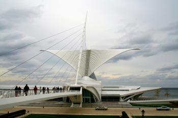 Milwaukee Art Museum - Wikipedia