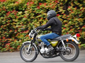 Motorcycling - Wikipedia
