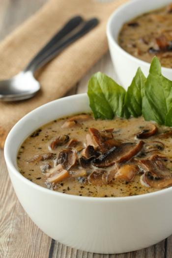 Vegan Cream of Mushroom Soup - Loving It Vegan