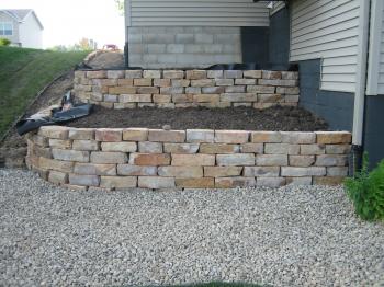 Kettle River Natural Stone Wall Farmington - Pahl's Market - Apple ...