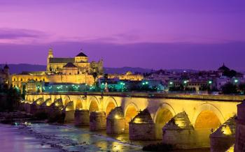 Night tour around Prague | GOGO Tours Prague