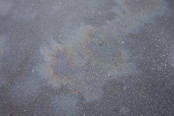 How to Clean An Oil Leak