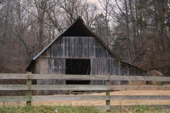 old barn | CMU Public Radio News