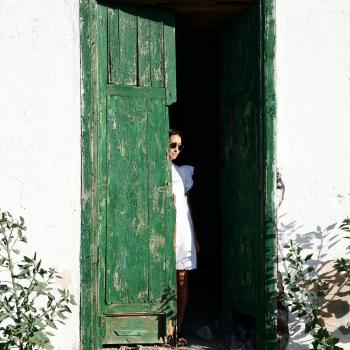 An old green door | VOGAVOE
