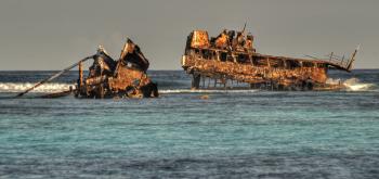 File:Old shipwreck Astron.jpg - Wikimedia Commons
