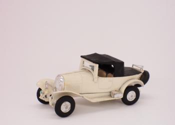 Old Toy Car