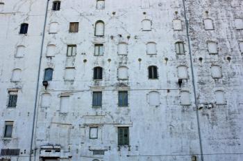 Old White Building in New Orleans, Louisiana – Free Desktop ...