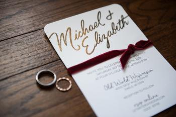 ELIZABETH + MICHAEL (OLD WORLD WISCONSIN) - Little Giant Photography