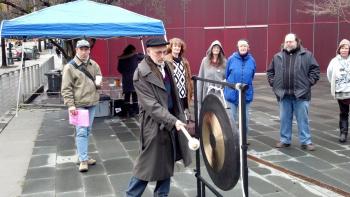 One Night Count: Ringing the Gong #1