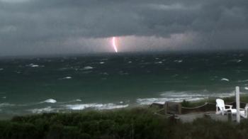 Violent Ocean Lightning - Outer Banks, 6-19-2014 - YouTube