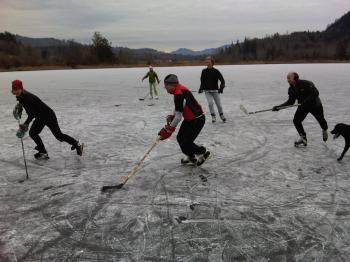 pond hockey | Family Adventuring