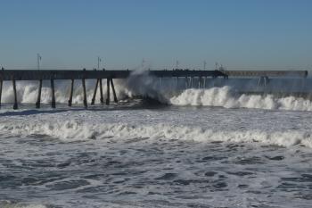 Pacifica Pier area and the Waves