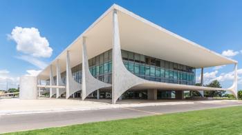 Oscar Niemeyer, Gonzalo Viramonte · Palácio do Planalto, 1960 · Divisare
