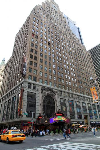 1501 Broadway - Wikipedia