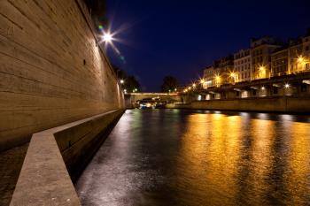 Paris sur Seine Twilight