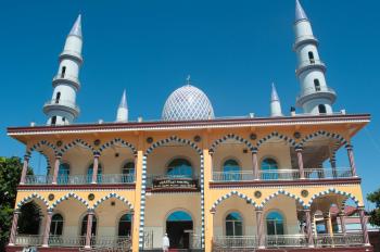 What Wat? Nurunnam Mosque, Cambodia | cambodian beginnings