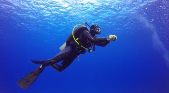 Scuba Diving Risks - Pressure, Depth and Consequences