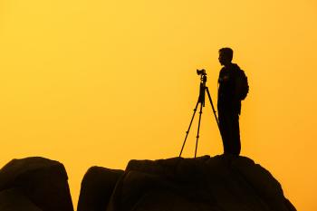 FreeUse - Camera photographer yellow silhouette high quality photo
