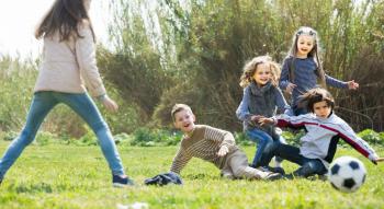 Kids playing outside - BRG Communications