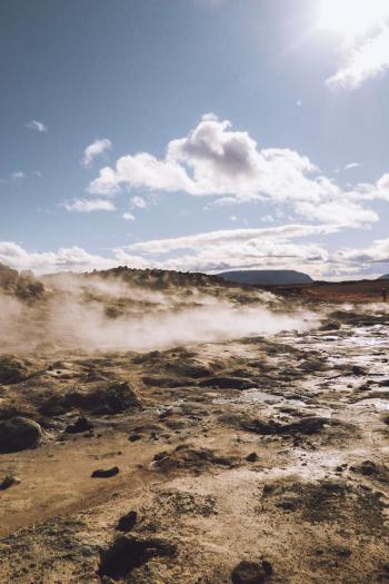 Travel Journal of my Road Trip around ICELAND - SUMMIT CAIRN