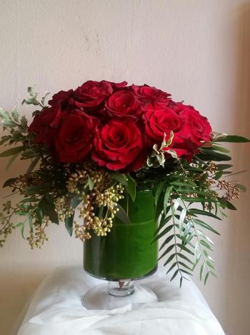 Lush Red Rose in Del Mar, CA | Jolie Fleur
