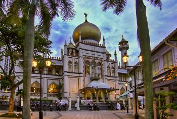 File:The Sultan Mosque at Kampong Glam, Singapore (8125148933).jpg ...