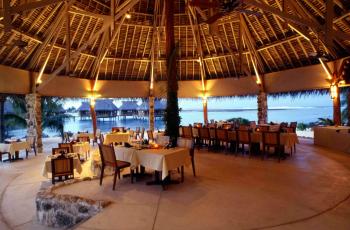 Restaurant Poreho - Tikehau Pearl Beach Resort hotel