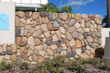Stone feature wall Sunshine Coast call us for your closest outlet