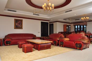 Royal Livingroom