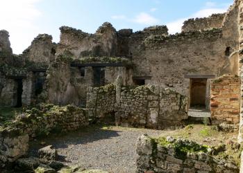 The meaning and symbolism of the word - «Ruins»