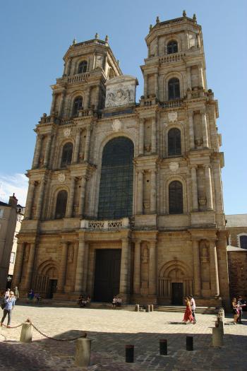 Rennes Cathedral - Wikipedia