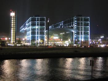 berlinnight on FeedYeti.com