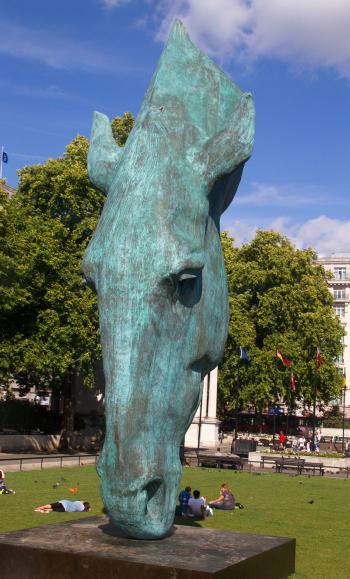 Still Water (sculpture) - Wikipedia